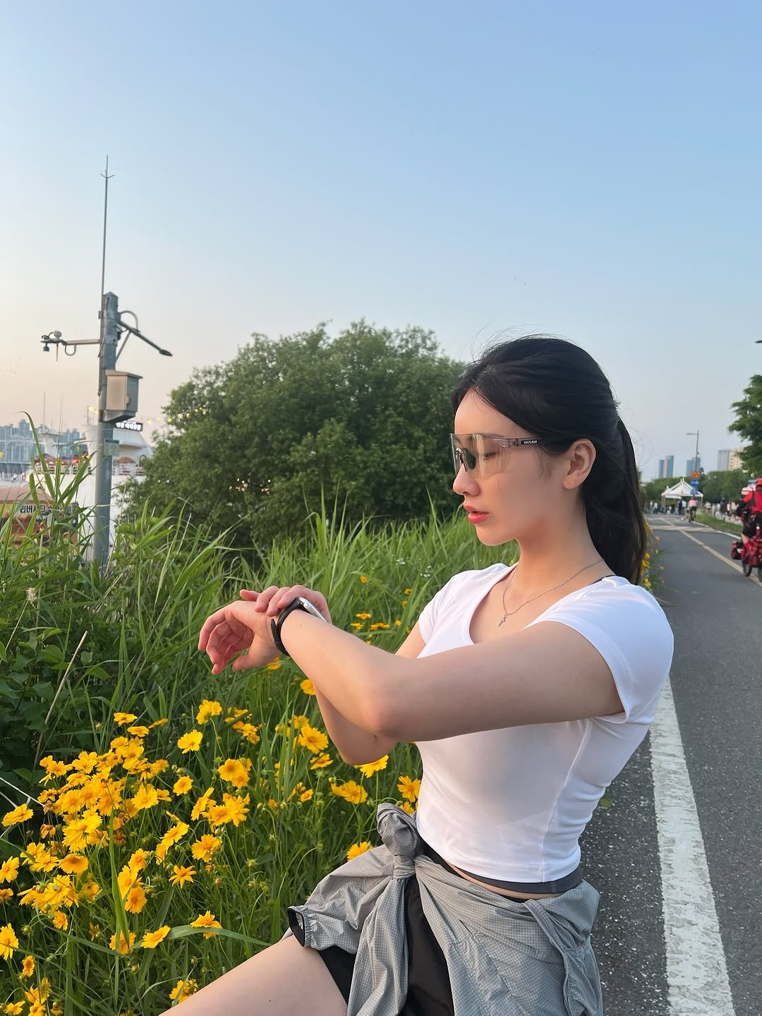 ifbbpro_suju 게시물 이미지: 한강 노을은 몇 번을 봐도 질리지 않는 것 같아요
좋은 날씨에 가볍게 걷고 좋은...