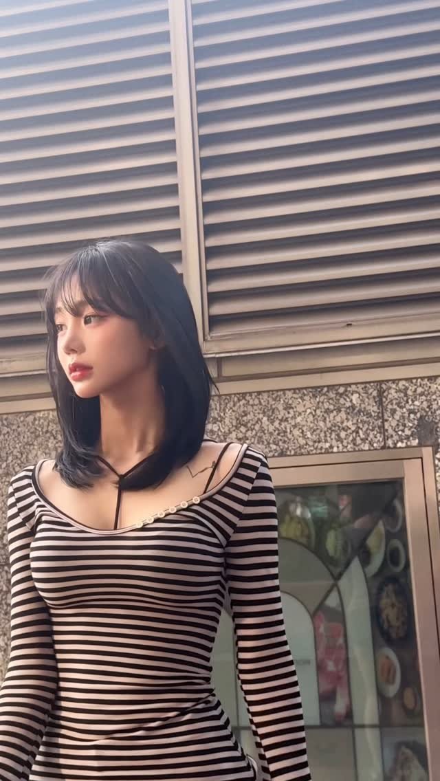 ihate._.eggplant 게시물 이미지: 화장 두시간하고 외출했는데 삼십분만에 일정이 끝나서 아까워서 찍어야 했어요 그거...