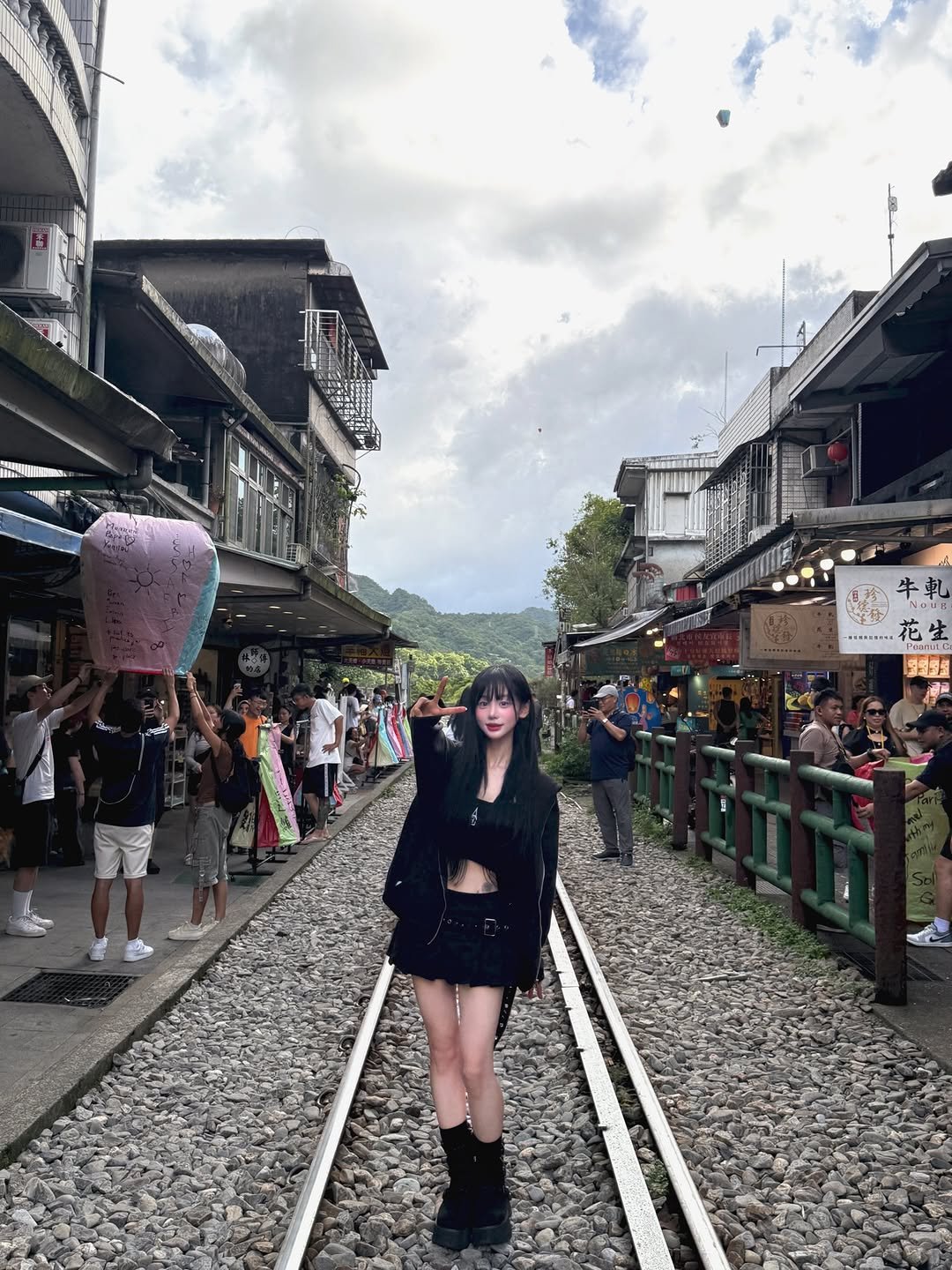 Photo by 오연하 on September 22, 2025. May be an image of 12 people, train, Fushimi Inari Taisha and text.