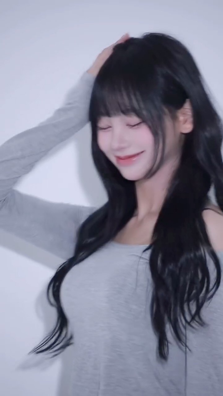 ihate._.eggplant 게시물 이미지: 🐱🐱