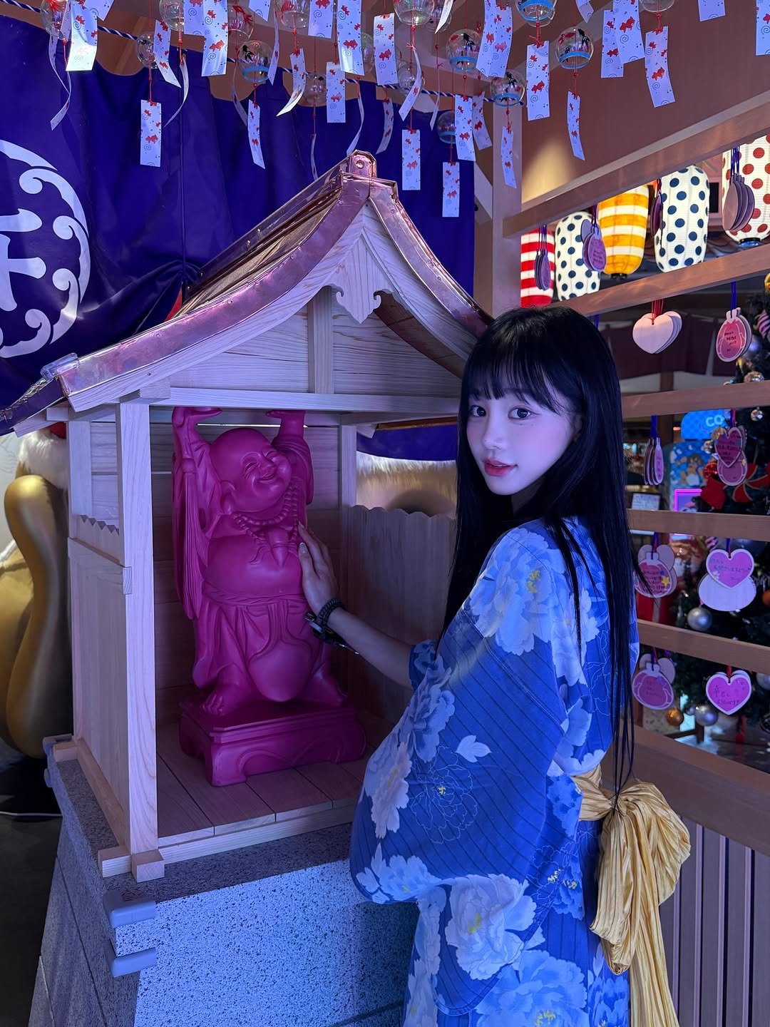 Photo by 오연하 on December 15, 2025. May be an image of wind chime, Fushimi Inari Taisha and text.