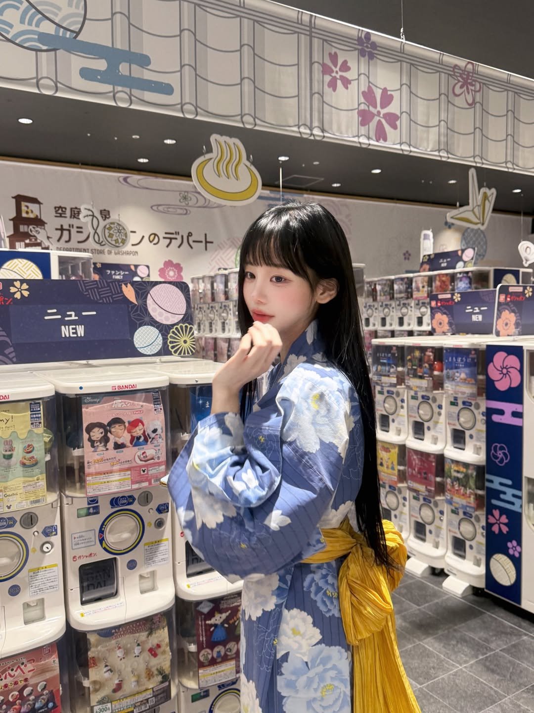 Photo by 오연하 on December 17, 2025. May be an image of bath robe and text.