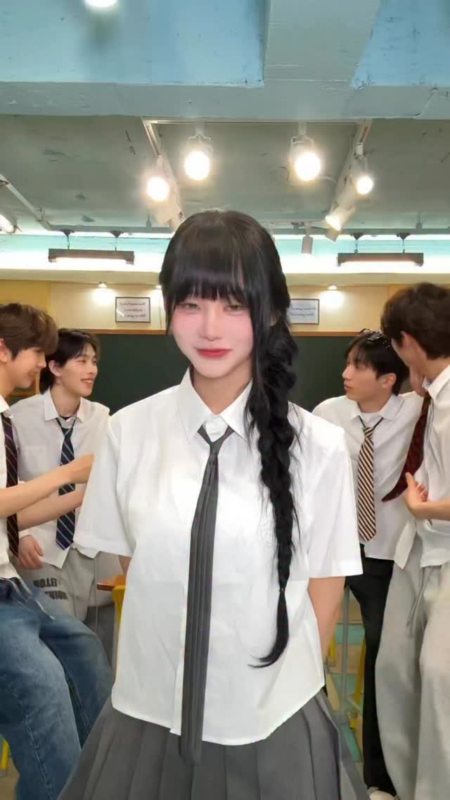 ihate._.eggplant 게시물 이미지: 연하님한테 미쳤나봄🌸
#떰프 #미쳤나봄 #YIYA #이야 #fyp