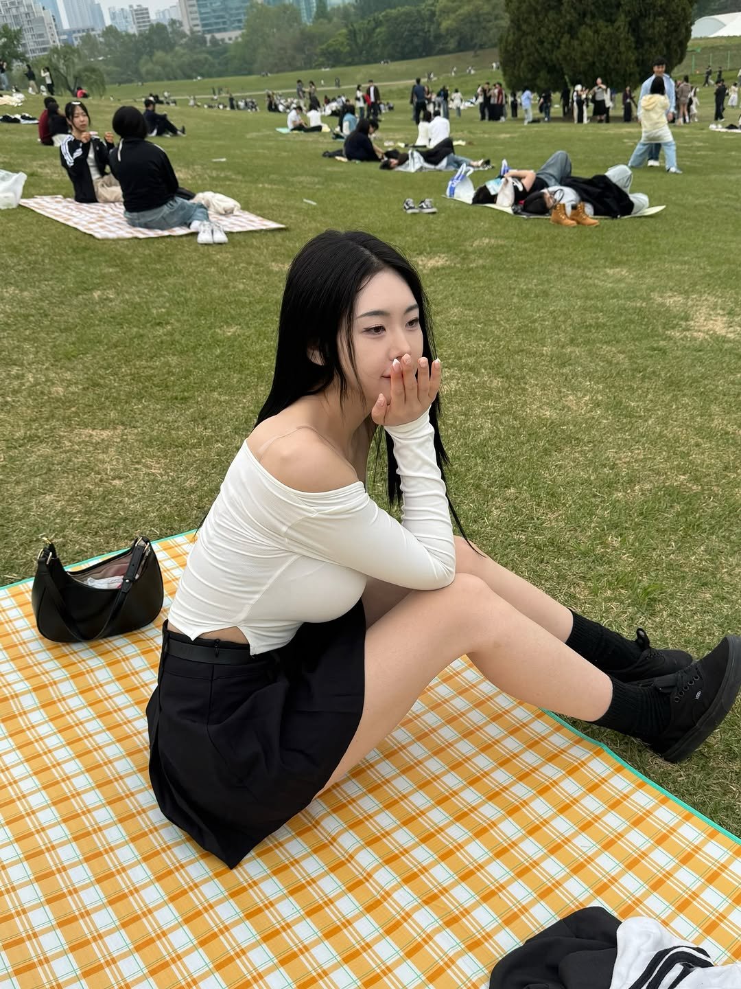 iii_17.0 게시물 이미지: 피크닉 갈래?