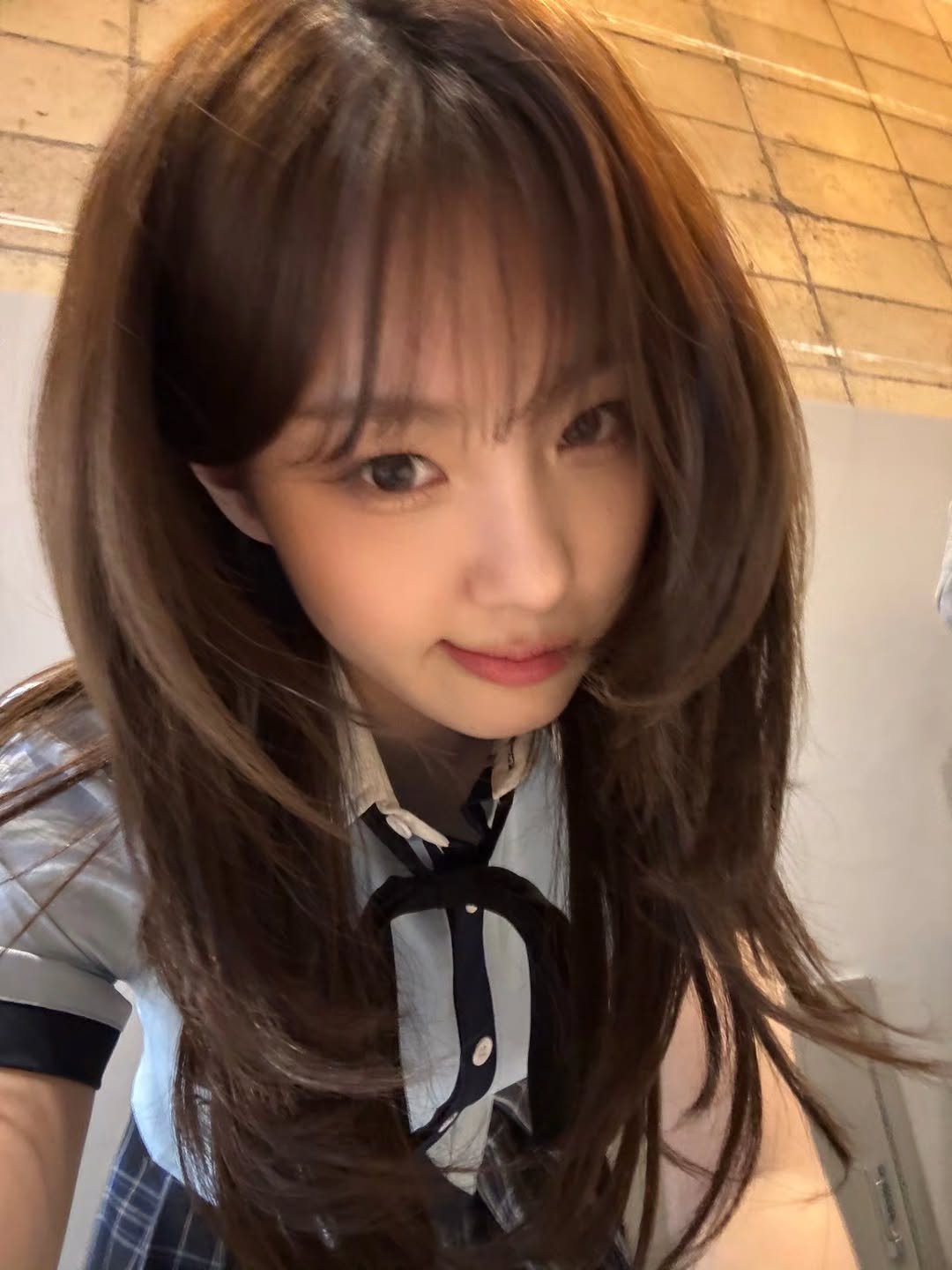 Photo by 김채현 KIM CHAEHYUN on September 24, 2025. May be a selfie of 1 person, hair and text.
