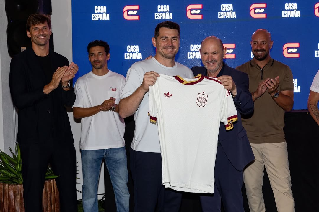 ikercasillas 게시물 이미지: 📸 El presidente de la @rfef, como...