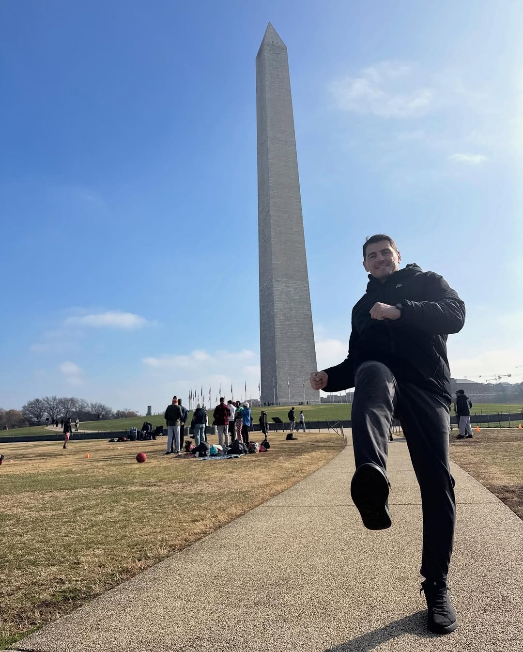 Photo by Iker Casillas in Washington D.C.. May be an image of monument and text.