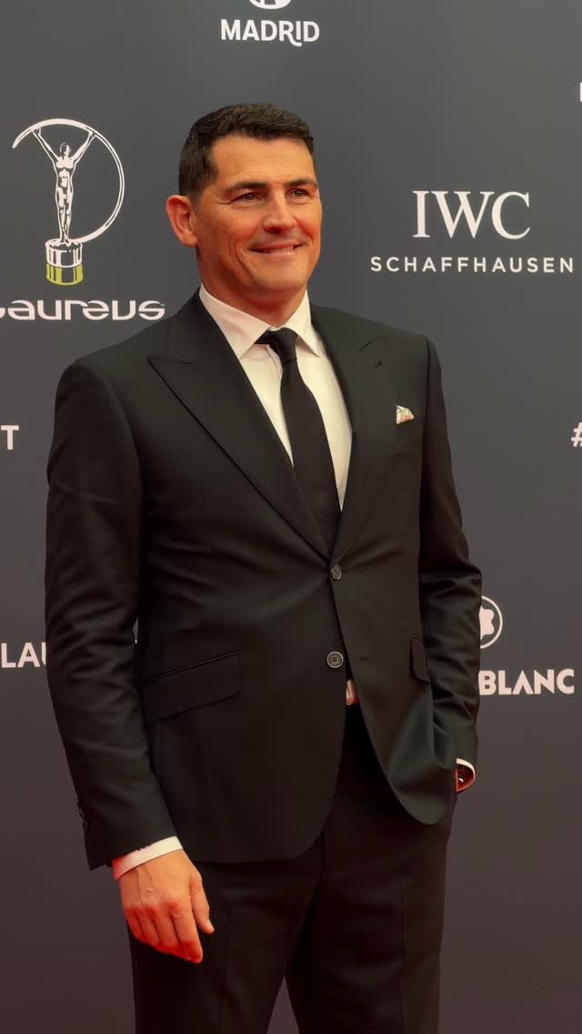 ikercasillas 게시물 이미지: Smile for the cameras 📸 

Iker Casillas is...