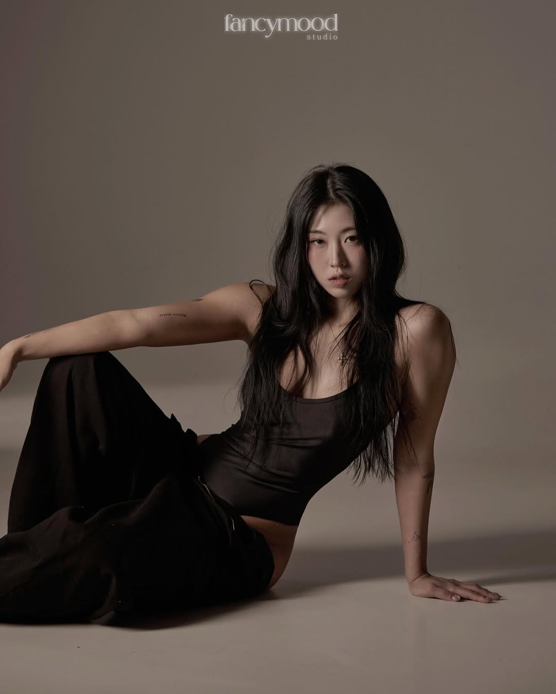 iknowjadestone_ 게시물 이미지: 팬시무드에서 찍은 바디프로필
반응이 좋아서 하나 더 크게보세오🫣

(사실 마이욱쌤과...
