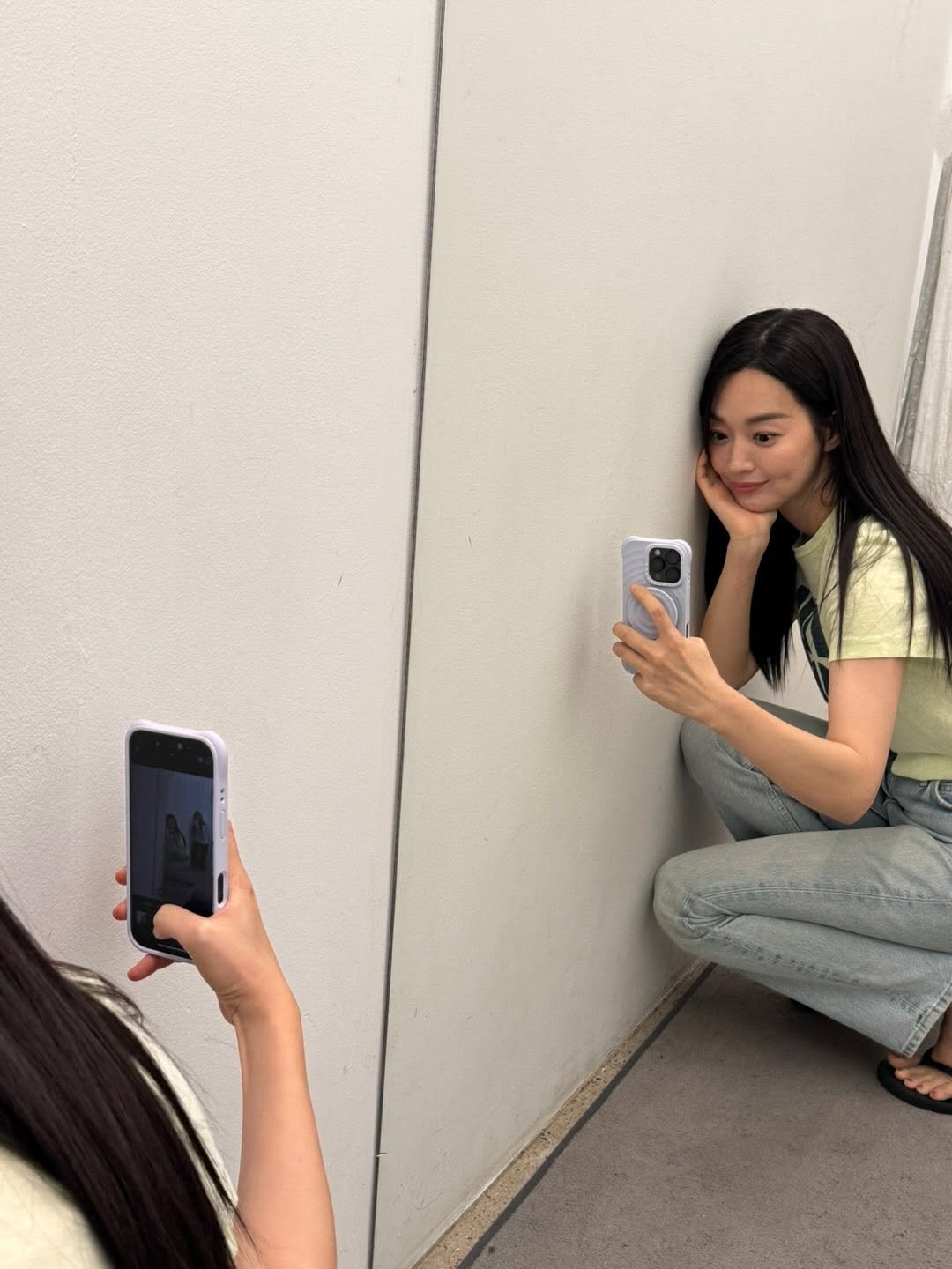 Photo by Shinmina on August 04, 2025. May be a selfie of one or more people, braids, phone, mirror and text.