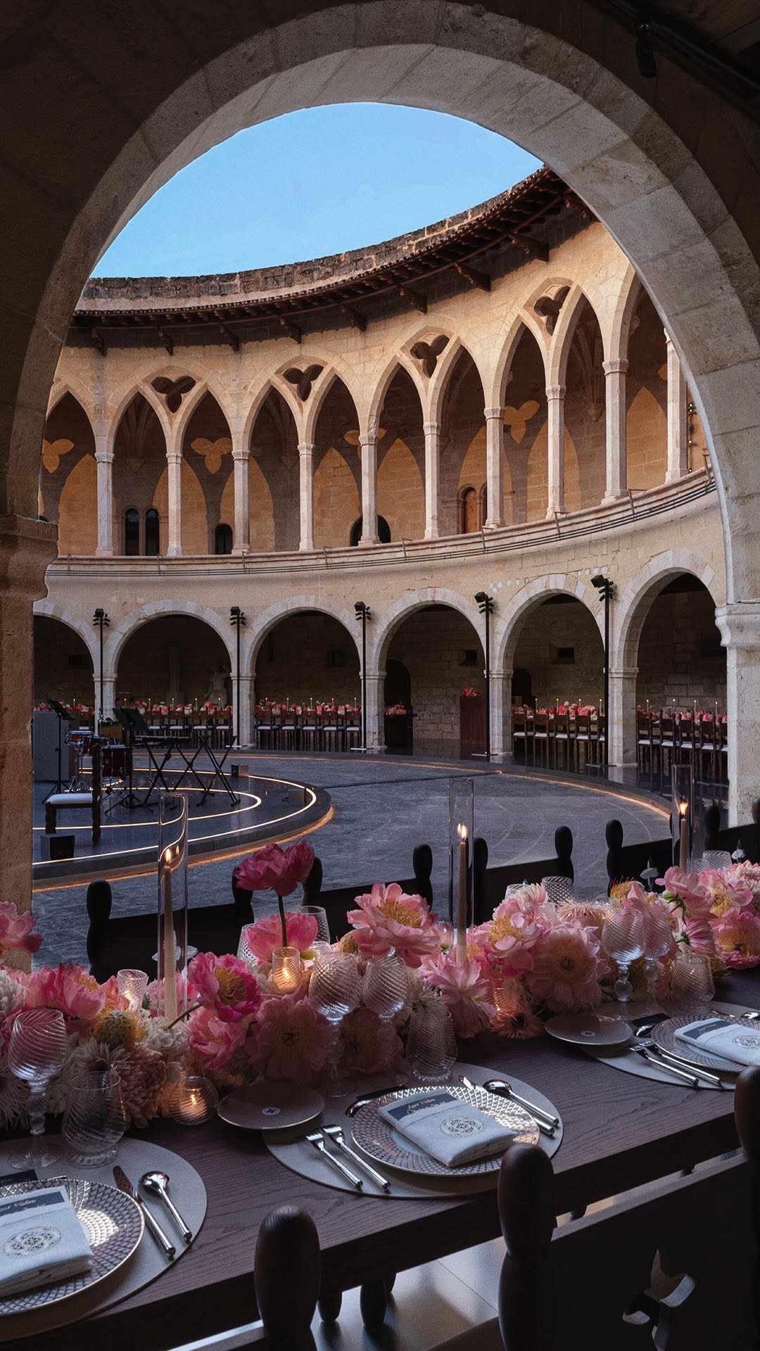 illusomina 게시물 이미지: Louis Vuitton Virtuosity. To celebrate Louis...