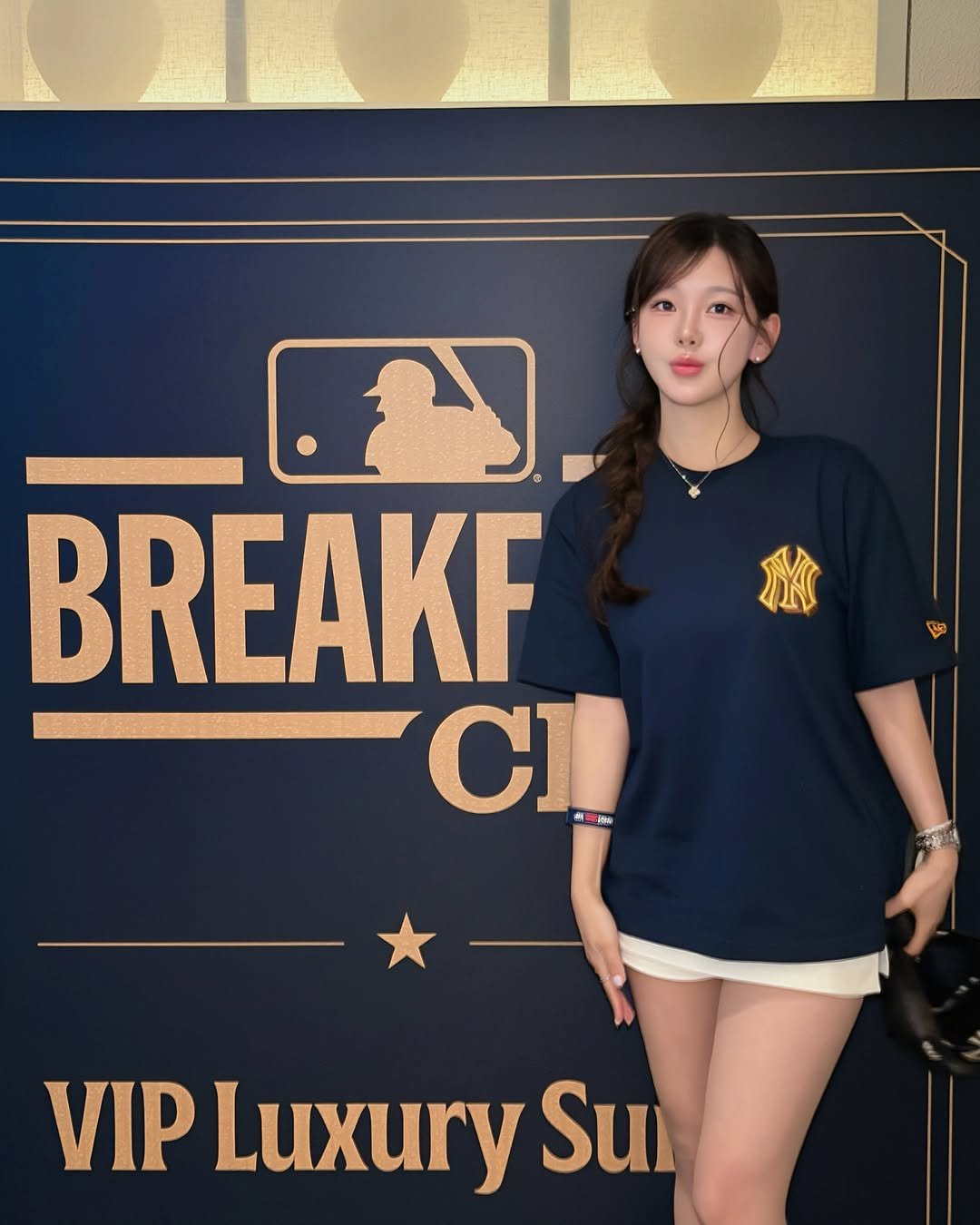 iloveunee 게시물 이미지: #MLBBREAKFASTCLUB #협찬

나 김유닌데 야구는 못 참지?
이른...