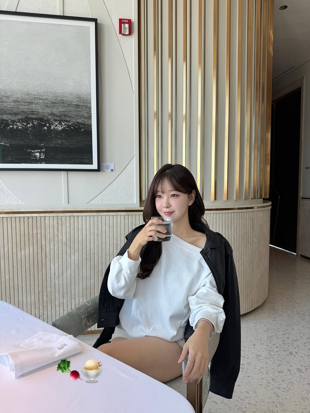 Photo shared by 김윤희 아나운서 on September 11, 2025 tagging @ournostalgia.kr. May be an image of 1 person, top, cornflower and text.