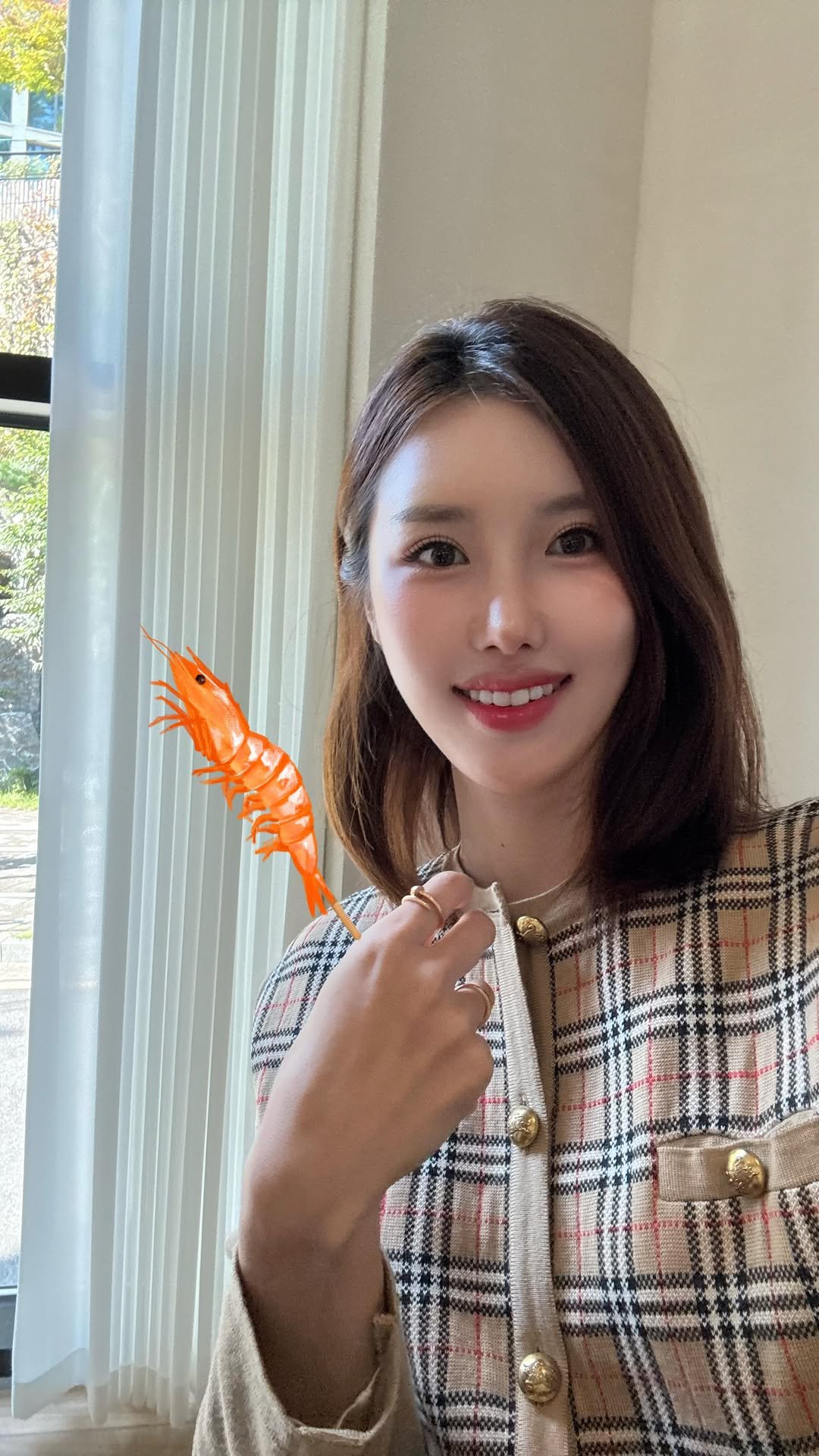 im_in__luv 게시물 이미지: 찬바람이 불면 #새우 🦐🖤
@ilsan_daeha 

#웨이팅맛집
식사동에 노포감성...