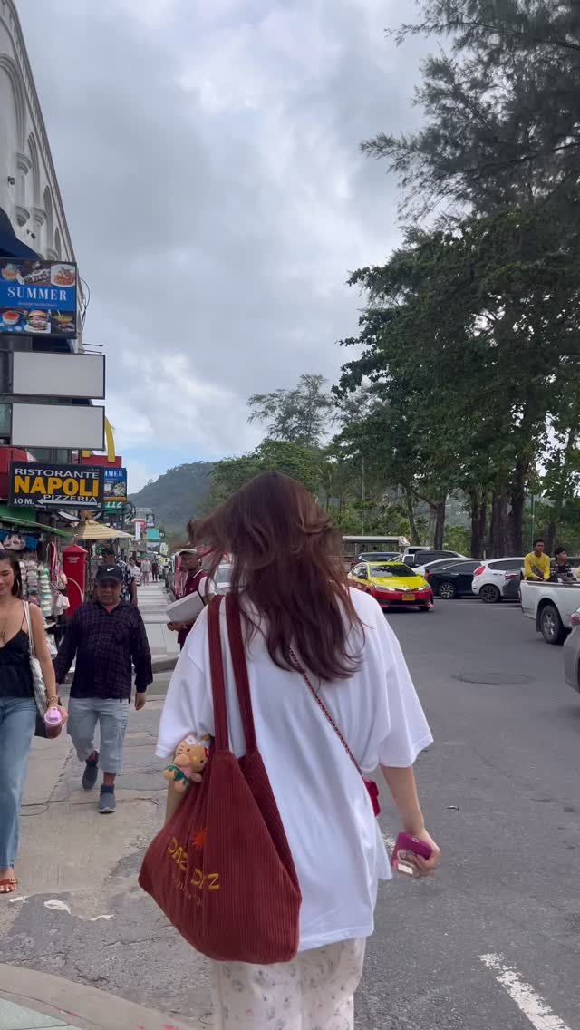 im_jaewon_one 게시물 이미지: 몇 주 전 여름이었다☀️
다음주 겨울이라네🥶
#태국여행