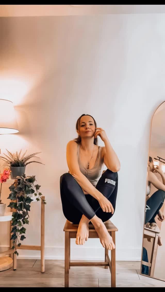 image.inspirer 게시물 이미지: Easy pose ideas to hide the belly #pose #poseideas