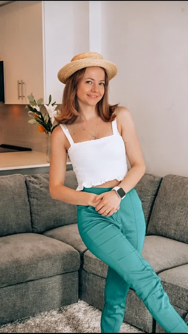 image.inspirer 게시물 이미지: Pose ideas for girls #pose #photopose