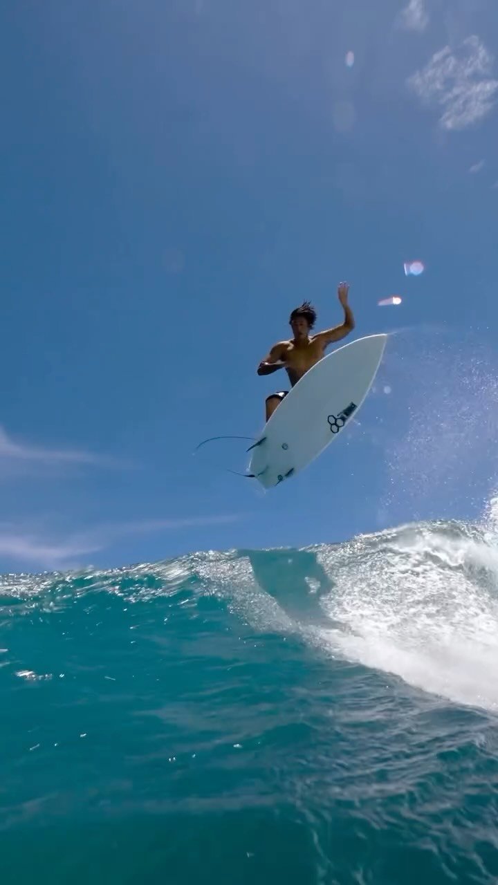 imaikalani_devault 게시물 이미지: Testing this NB2 @cisurfboards 

🎥 🏊‍♂️...
