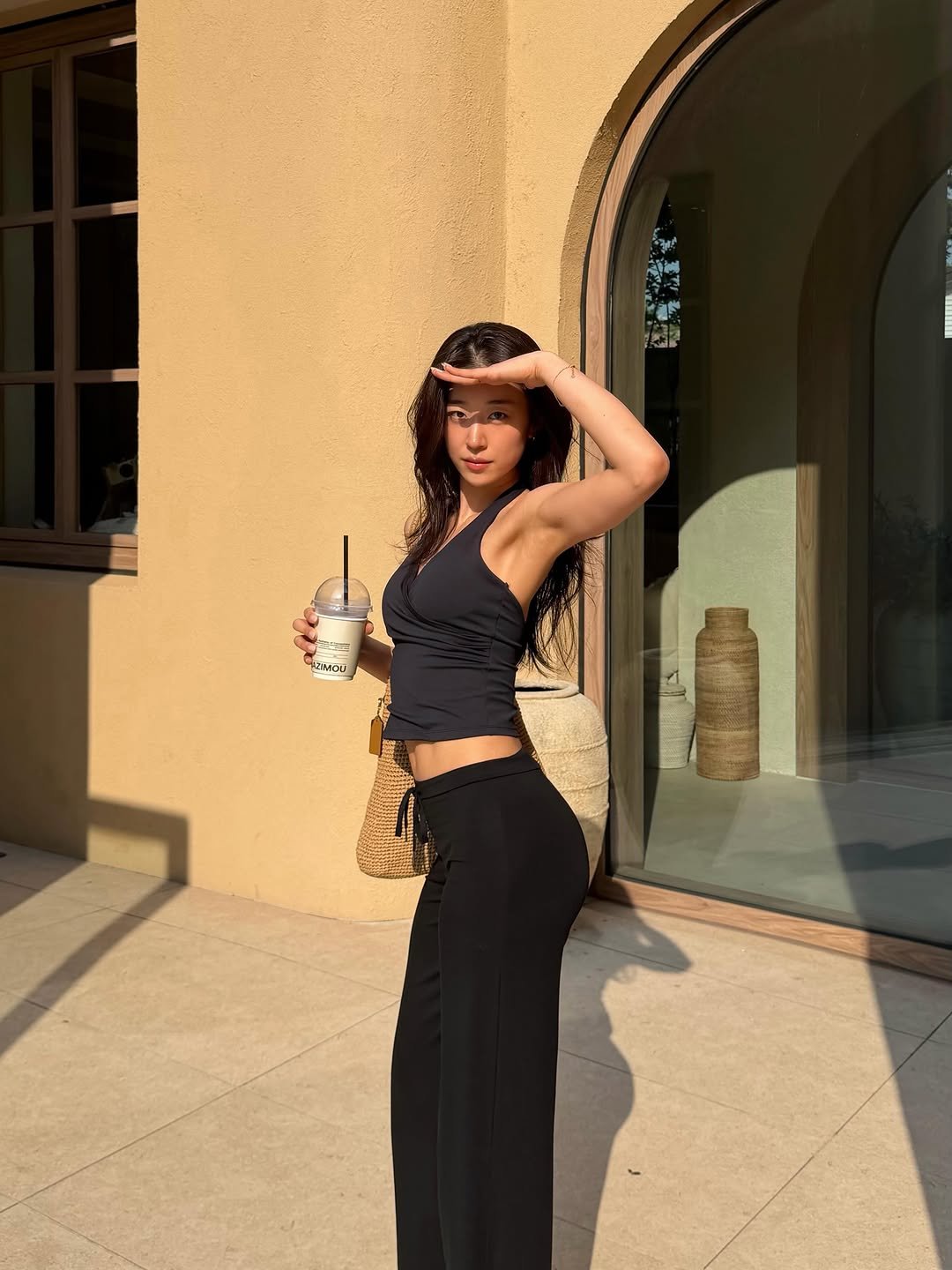 imfullof_joy 게시물 이미지: 𝑀𝓎 𝒻𝒶𝓋𝑜𝓇𝒾𝓉𝑒 𝓈𝑒𝒶𝓈𝑜𝓃, 𝓈𝓊𝓂𝓂𝑒𝓇 🖤🌞