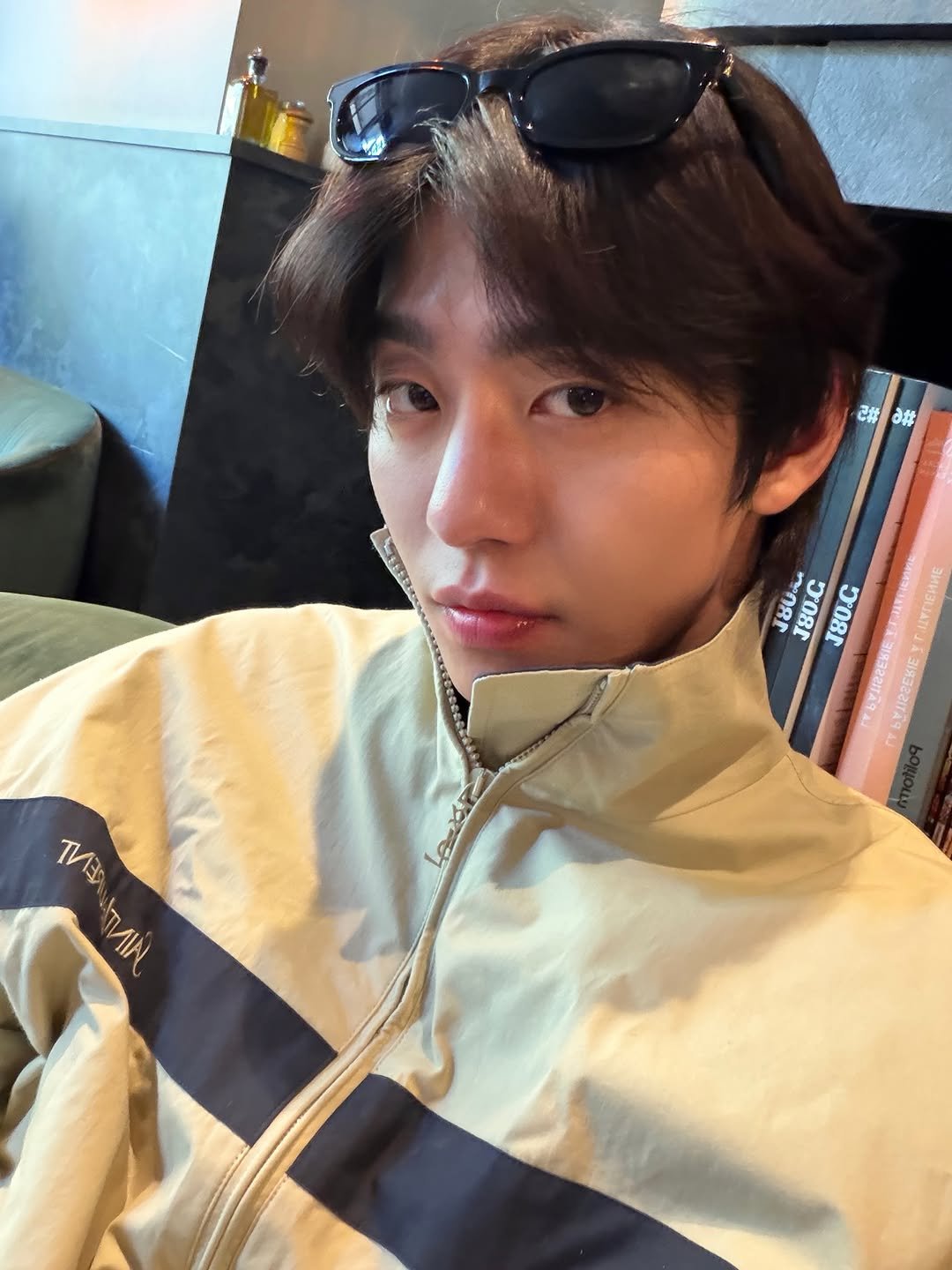 imhyoseop 게시물 이미지: Paris said summer☀️
and I’m medium rare
