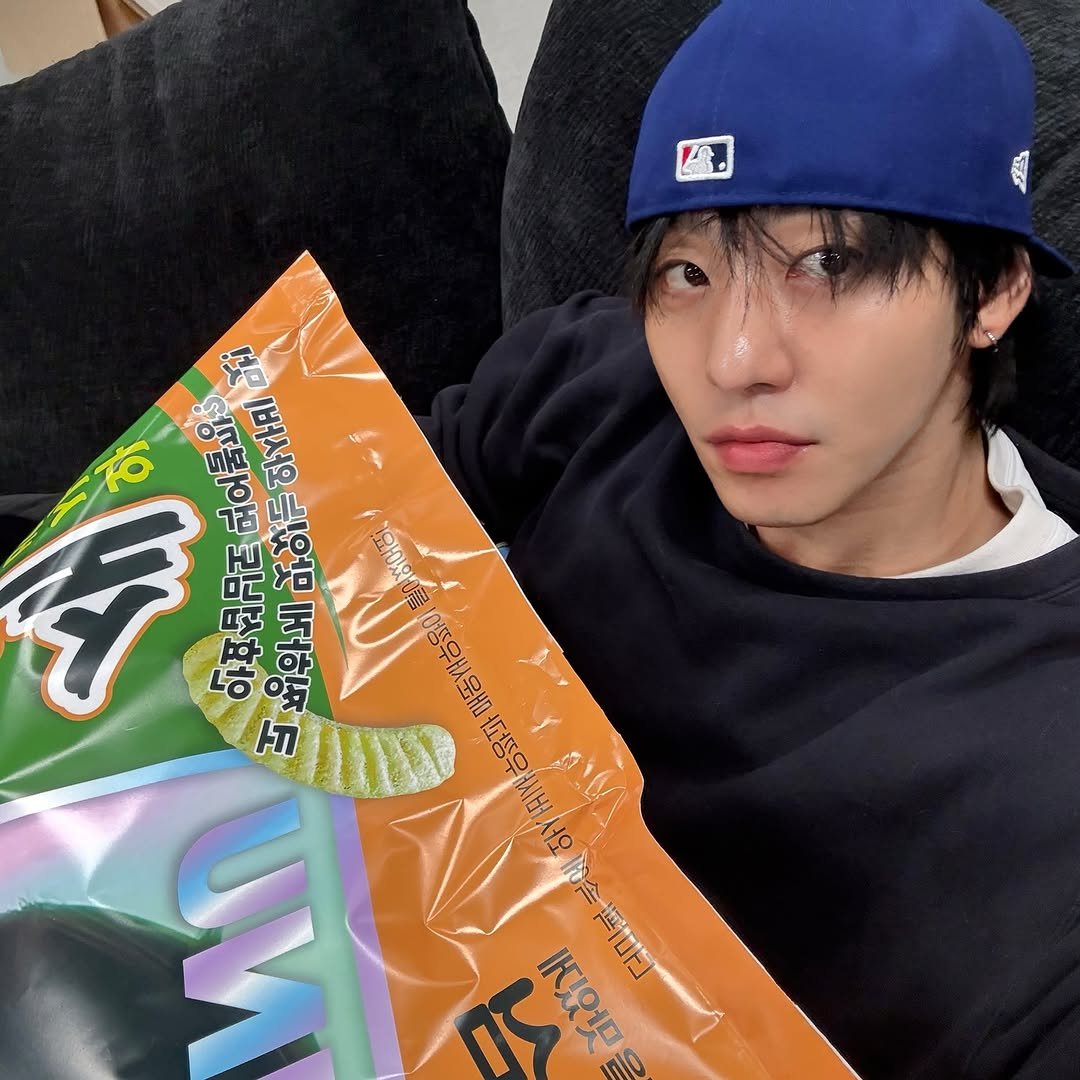 Photo by 안효섭 on October 04, 2025. May be an image of wafer.