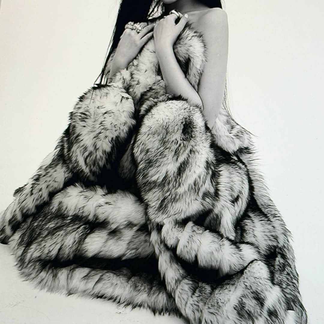 Photo by NINGNING on February 20, 2026. May be a black-and-white image of sable coat and text.