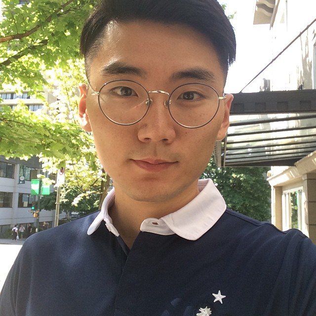imsemin 게시물 이미지: I'm in Vancouver and my hair is cut coz I...