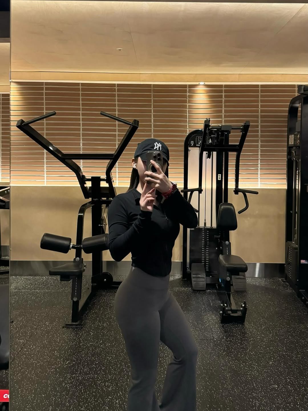 in_athlete 게시물 이미지: 메리 크리스마스~~🎅🤍
크리스마스 당일에도 헬스장엔 사람이 많아요
역시 부지런하신...