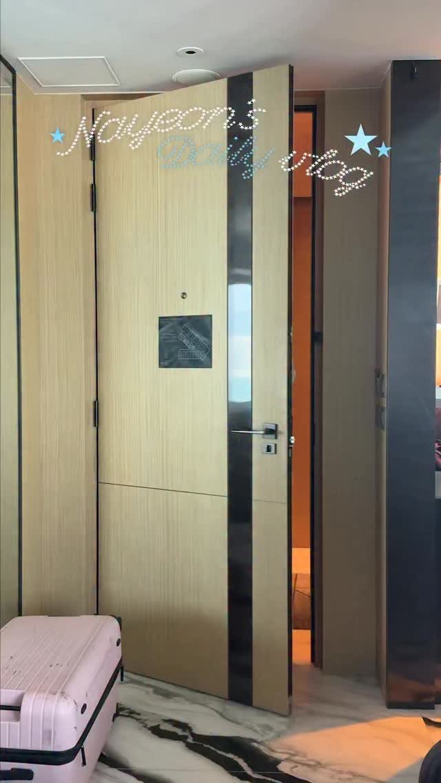 inayommi 게시물 이미지: 홍콩에서 인생사진 건진법 풉니다🩵 #광고
여행 가는 순간 피부 컨디션 완전......