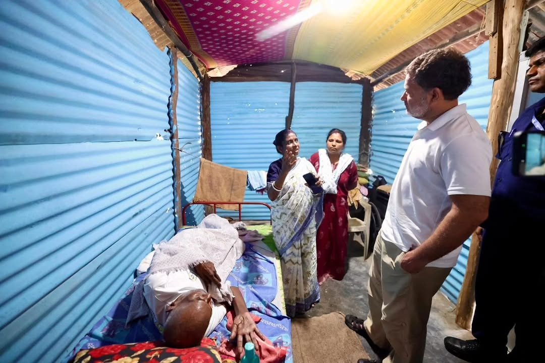 Photo by Congress on April 28, 2026. May be an image of one or more people, umbrella, hospital and text.