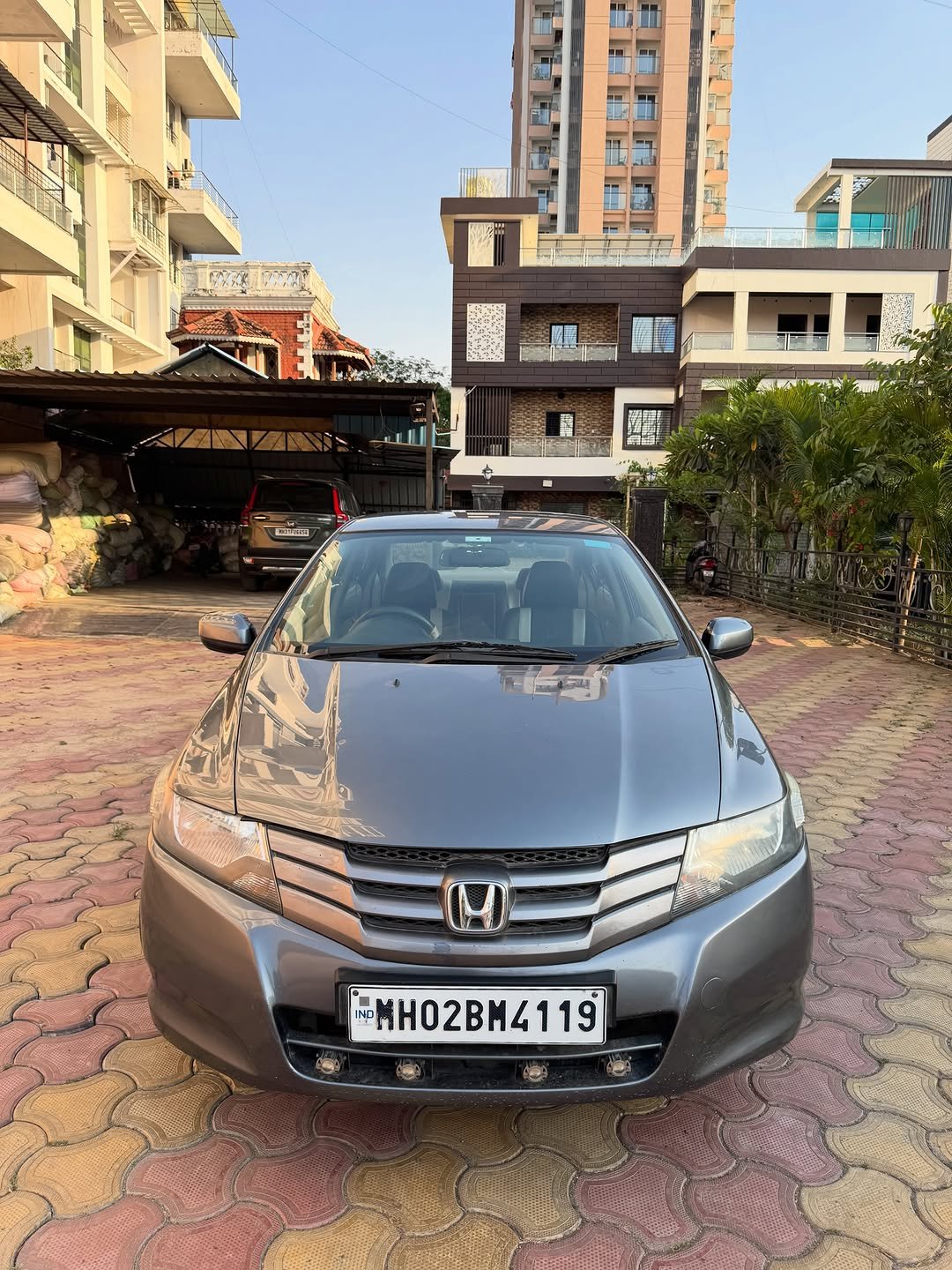 indian_car_hub_8600 게시물 이미지: HONDA CITY SMT 
2009
02 OWNER
TP INSURANCE...