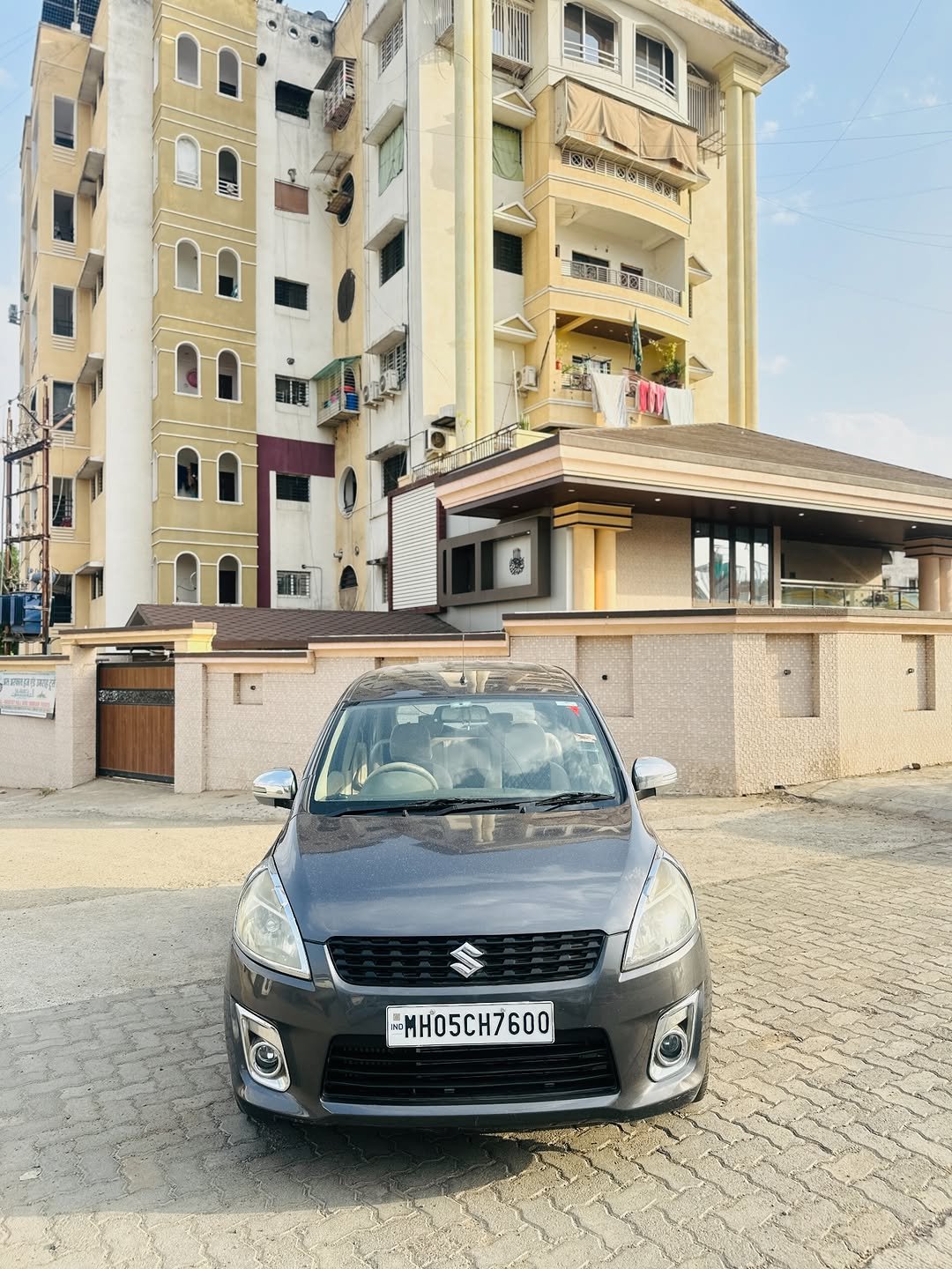 indian_enterprises_31 게시물 이미지: 🚘 NAME:- Ertiga 
🗓️ MODEL YEAR:- 2014 (DEC)
👤...