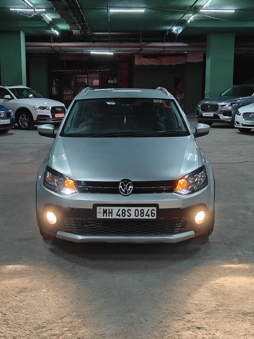 indian_enterprises_31 게시물 이미지: 🚗 Model: Volkswagen Crosspolo Highline 
📅...
