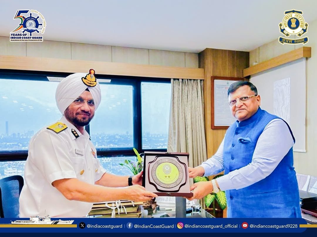 indiancoastguard_official 게시물 이미지: Inspector General Iqbal Singh Chauhan, PTM,...