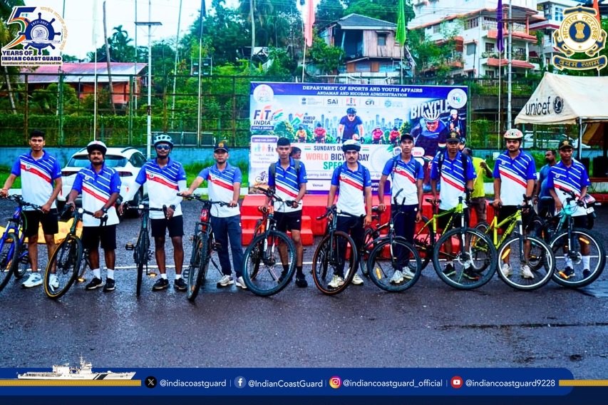 indiancoastguard_official 게시물 이미지: Indian Coast Guard personnel from Coast Guard...