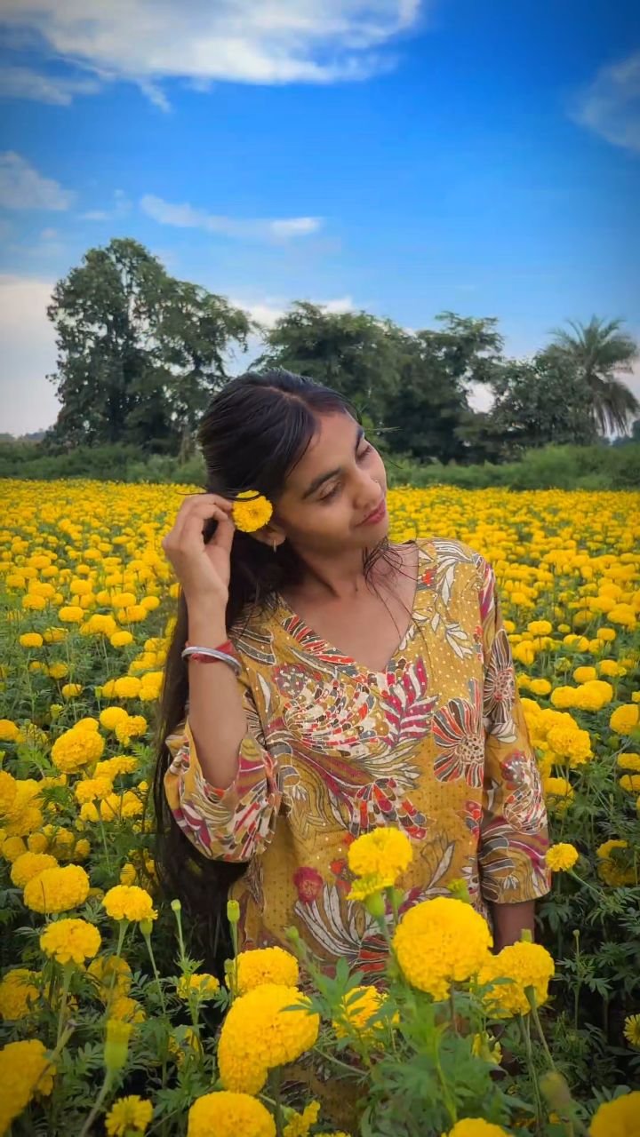 indianfarmergirl 게시물 이미지: Kya main Mumbai aa sakti hu ??😅🌼💝
#explore...
