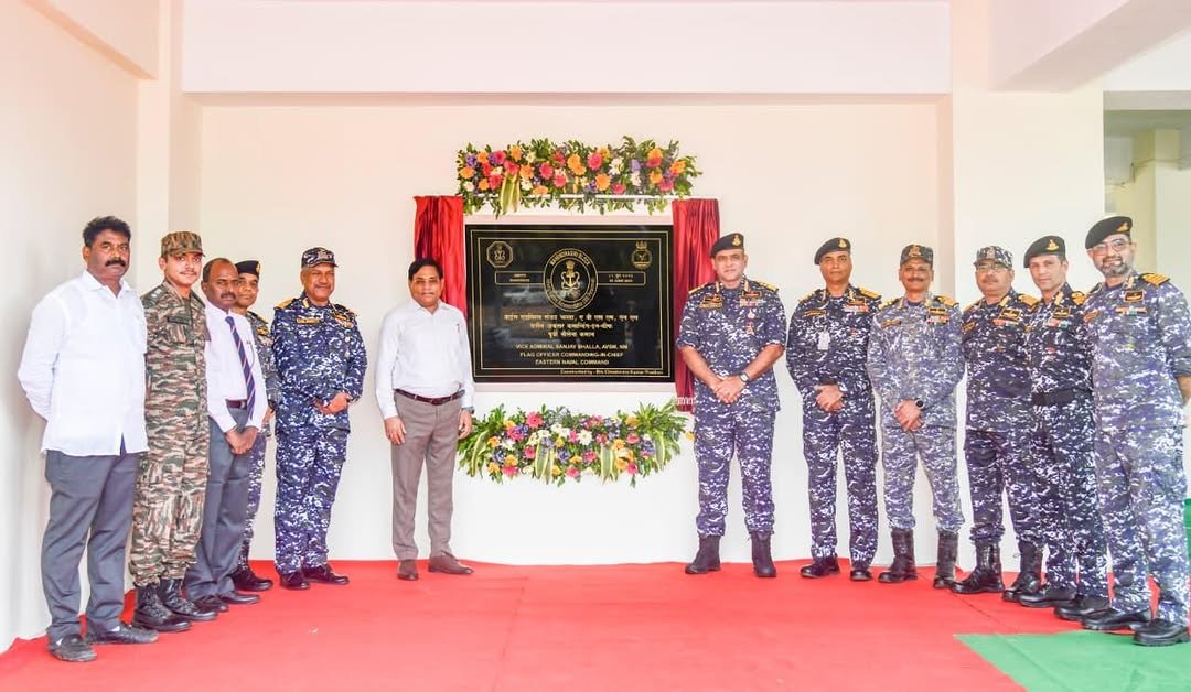 indiannavy 게시물 이미지: Vice Admiral Sanjay Bhalla, FOC-in-C Eastern...