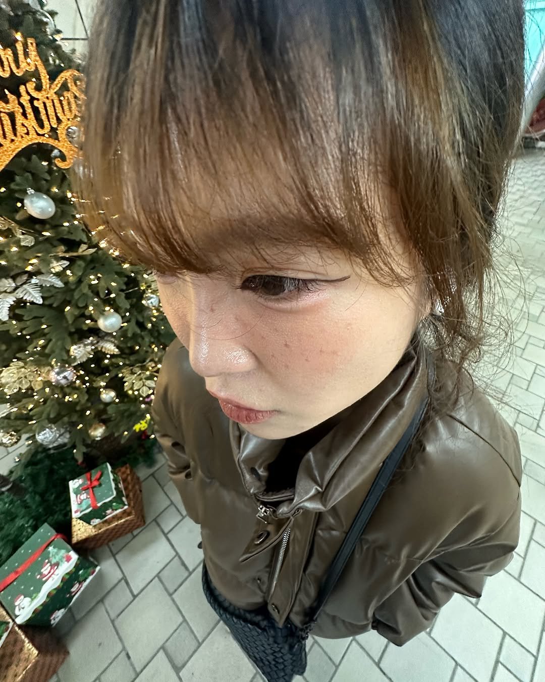 Photo by 어쩔수없는윤화 on December 12, 2024.