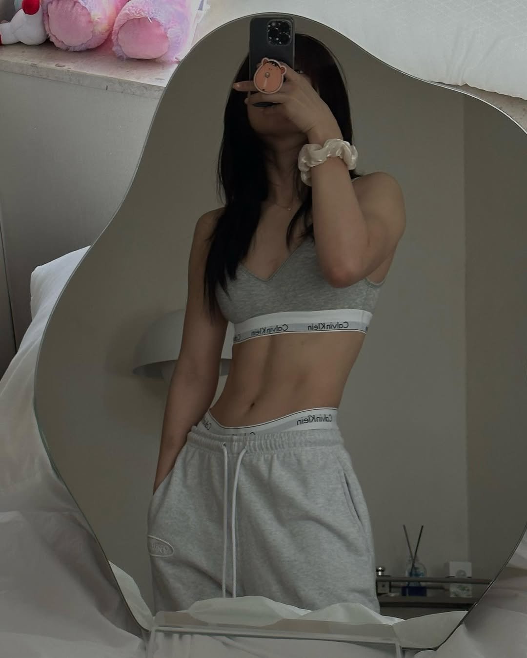 infp_soul 게시물 이미지: 이번주 방구석 눈바디 
다음주도 화이팅🖤🤍 #눈바디 #다이어터