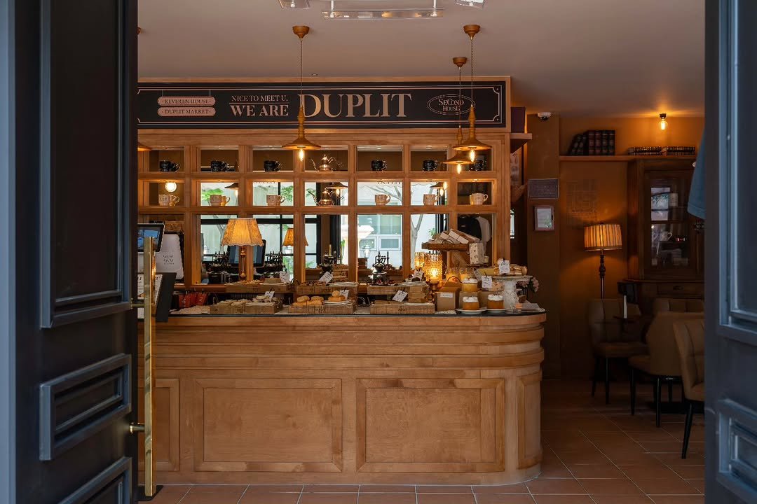 Photo by 이노플랜디자인 대표 이 승 목 on January 31, 2026. May be an image of display case and text.