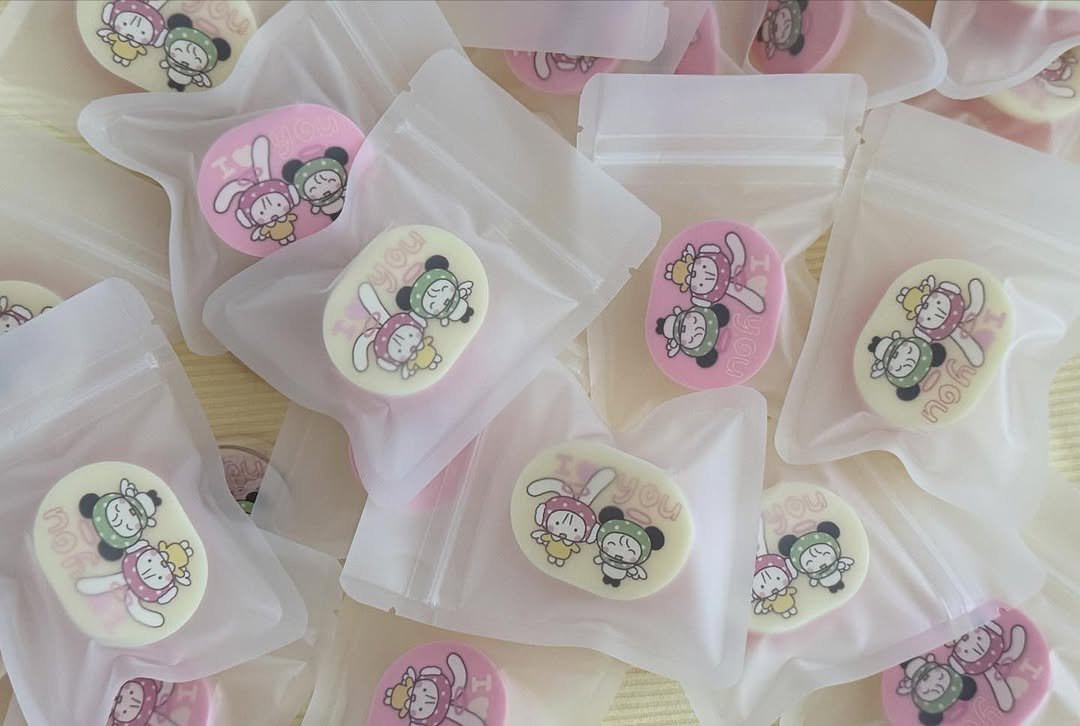 Photo by 아이오스튜디오 ◝✩ on November 20, 2025. May be an image of text.