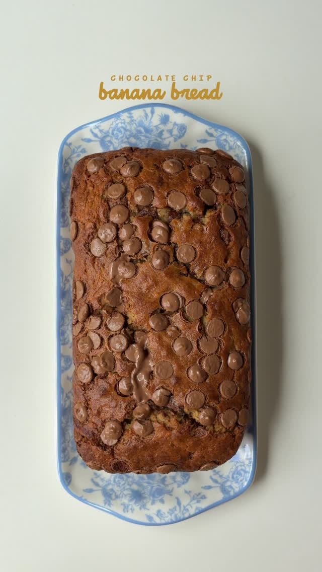 iramsfoodstory 게시물 이미지: Chocolate chip banana bread 🍌 

Ingredients...