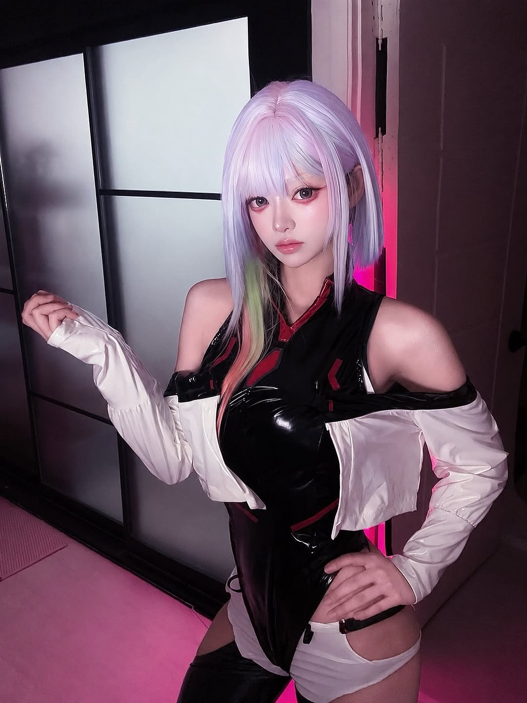 iroiro_0000 게시물 이미지: 달에 데려가줘 데이비드.

#cyberpunkedgerunners #lucy...