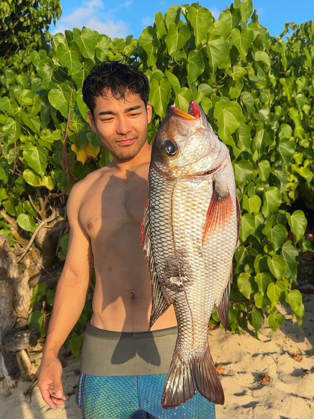 islandcatchandcook 게시물 이미지: 4 hour dive sesh battling some current in...