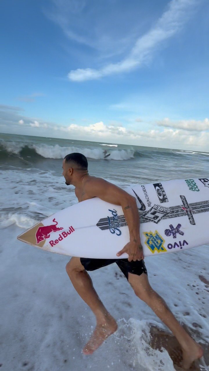 italoferreira 게시물 이미지: Feliz em qualquer condição 🏄🏻‍♂️🫵😁 #surf