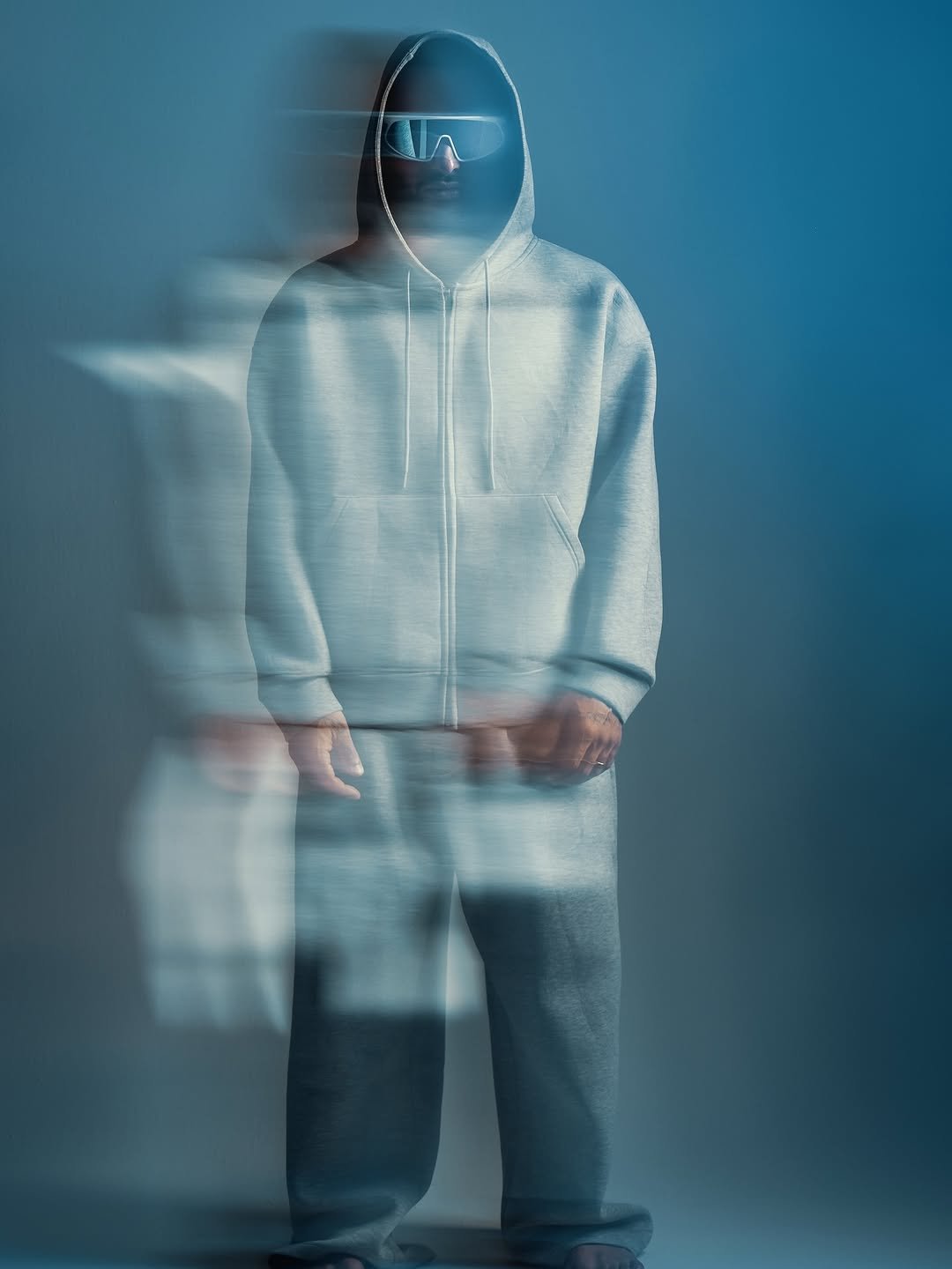 Photo shared by Italo Ferreira on February 22, 2026 tagging @victoreleuterio. May be an image of standing, gas mask, face mask, cloak, sweatsuit, parka and text.