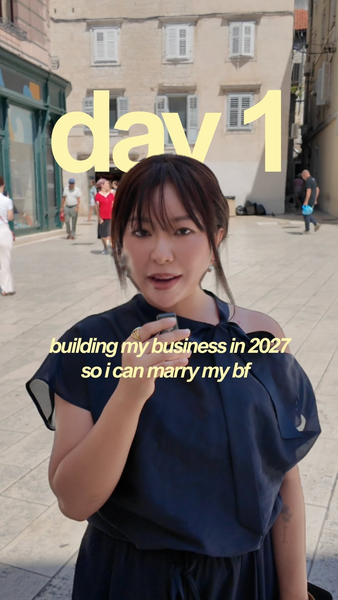 itsjinakim 게시물 이미지: I can’t marry my boyfriend in my 30s until I...