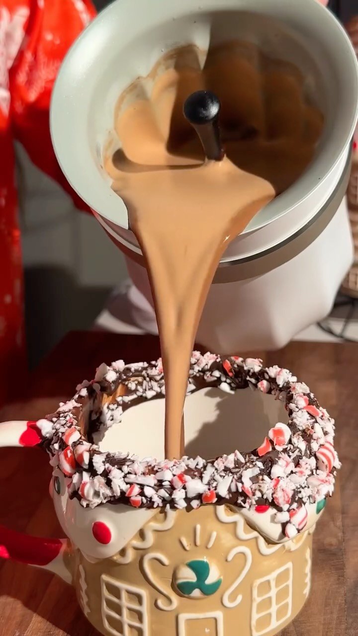 itsvegansis 게시물 이미지: making hot chocolate with the all-new...