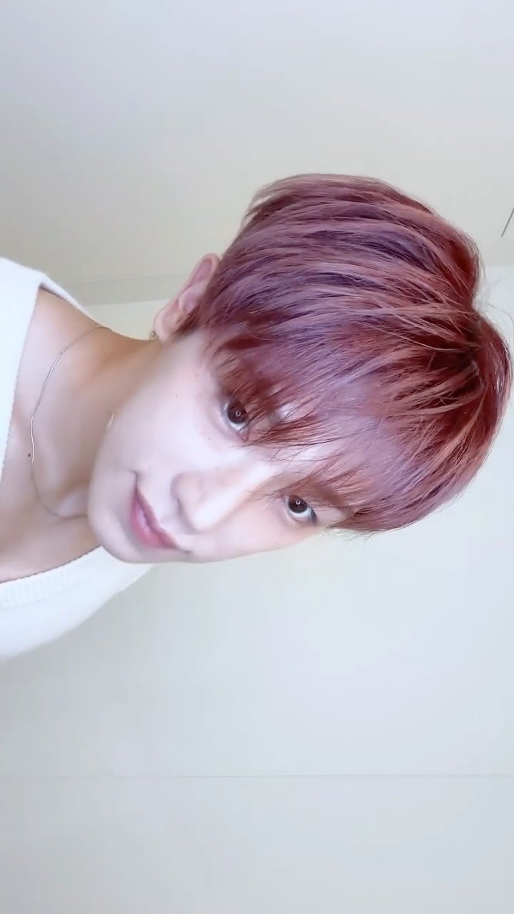 iwonhoyou 게시물 이미지: 나 혹시 몰라 경고하는데

#원호 #WONHO