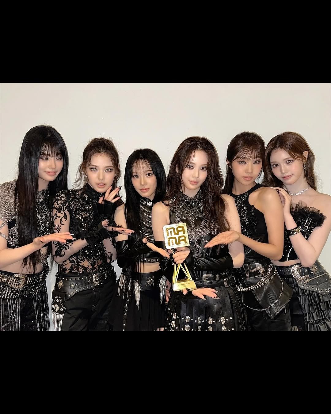 Photo by izna (이즈나) on November 29, 2025. May be an image of text.